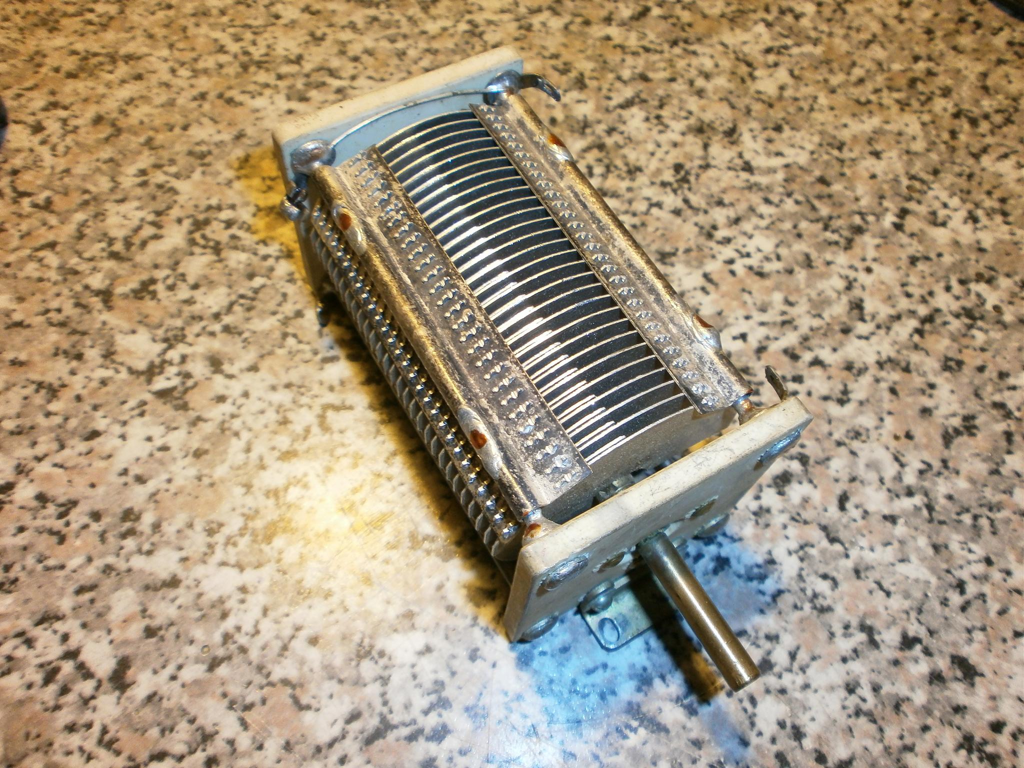 Антенны - объявления о продаже новых и подержанных КВ и УКВ антенн ...